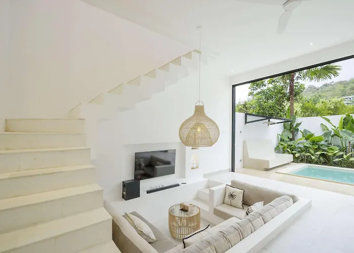 1br Palm 8 - By Yolla Hospitality イン