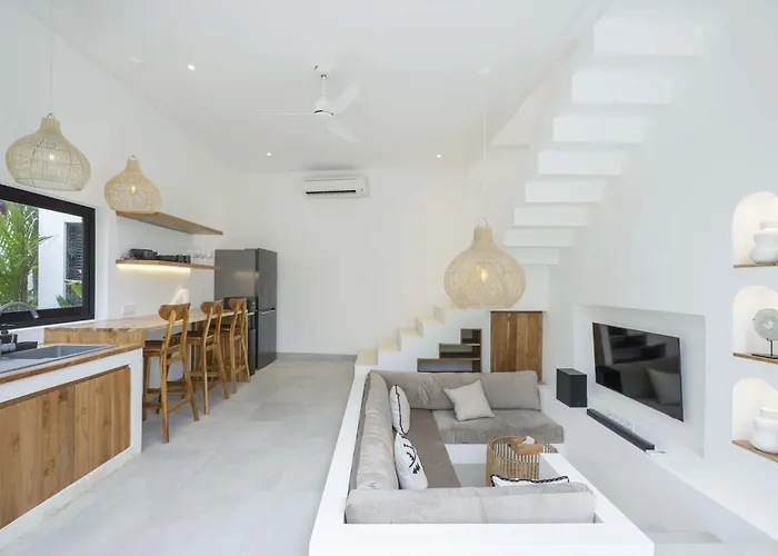 1br Palm 8 - By Yolla Hospitality イン 4*